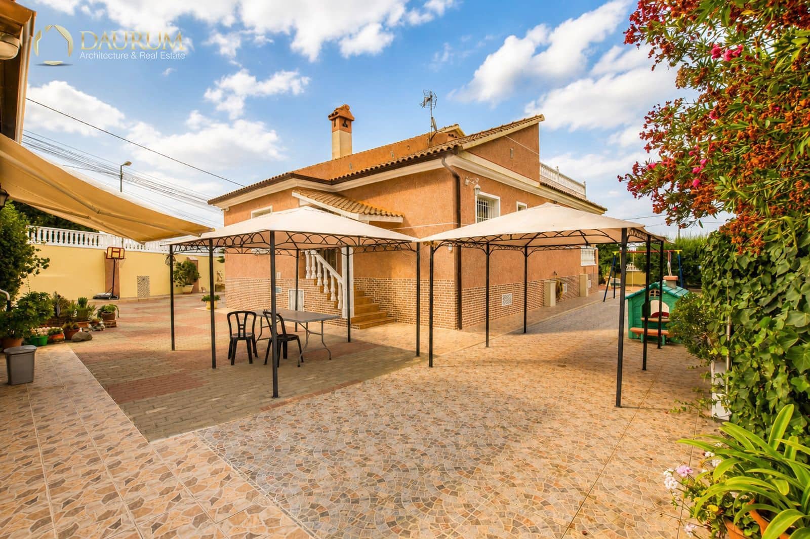 Chalet de 4 habitaciones en Rebolledo en venta con garaje - 485.000 € (Ref: 9981440)
