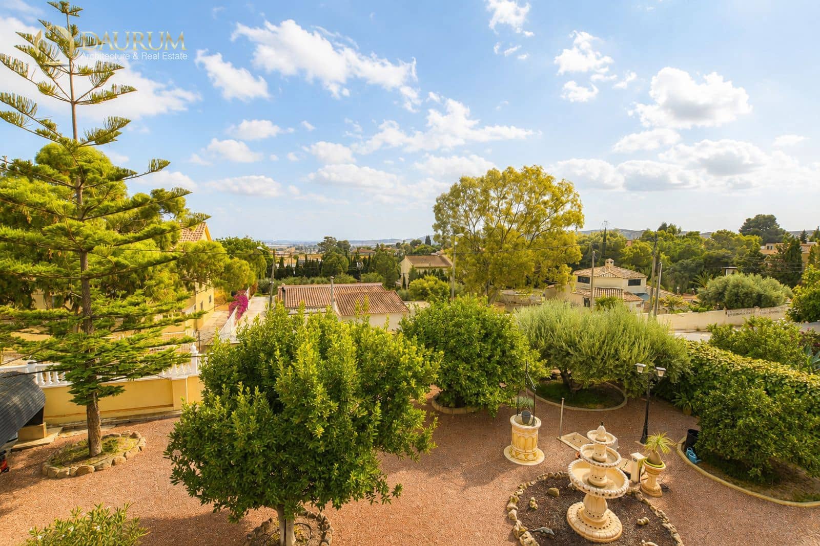 Chalet de 4 habitaciones en Rebolledo en venta con garaje - 485.000 € (Ref: 9981440)
