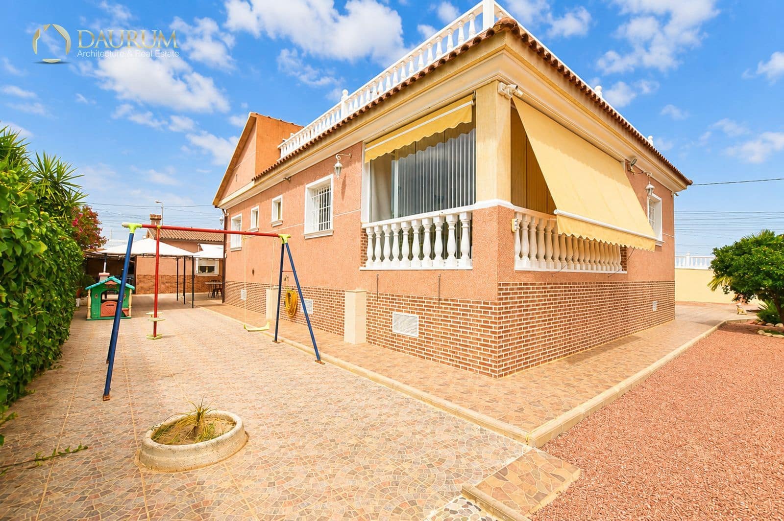 Chalet de 4 habitaciones en Rebolledo en venta con garaje - 485.000 € (Ref: 9981440)