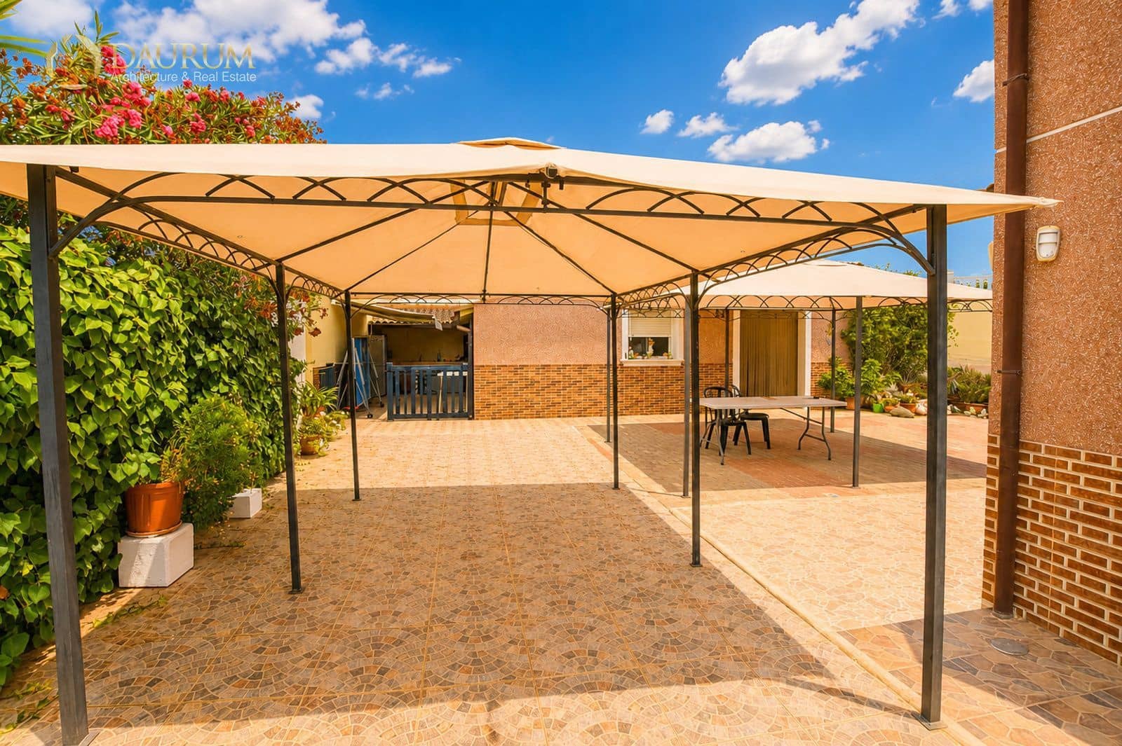 Chalet de 4 habitaciones en Rebolledo en venta con garaje - 485.000 € (Ref: 9981440)