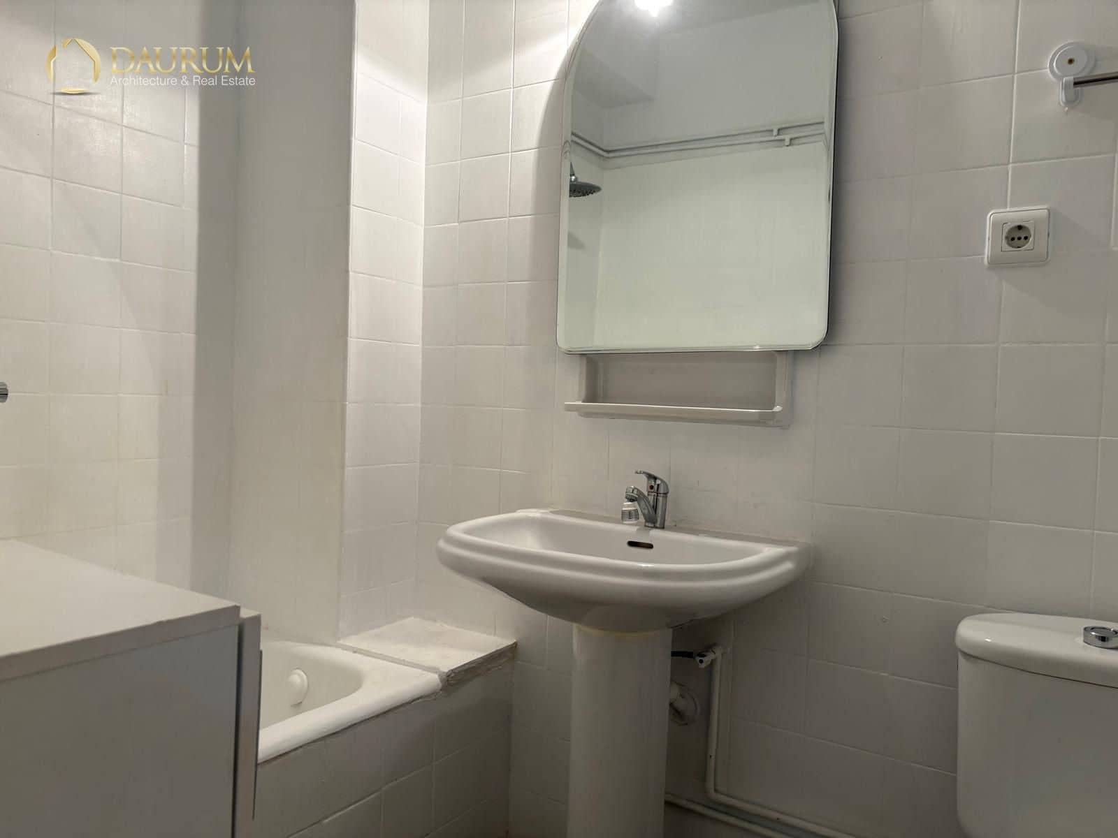 4 soveværelse Lejlighed til salg i Alicante by - € 255.000 (Ref: 9981531)