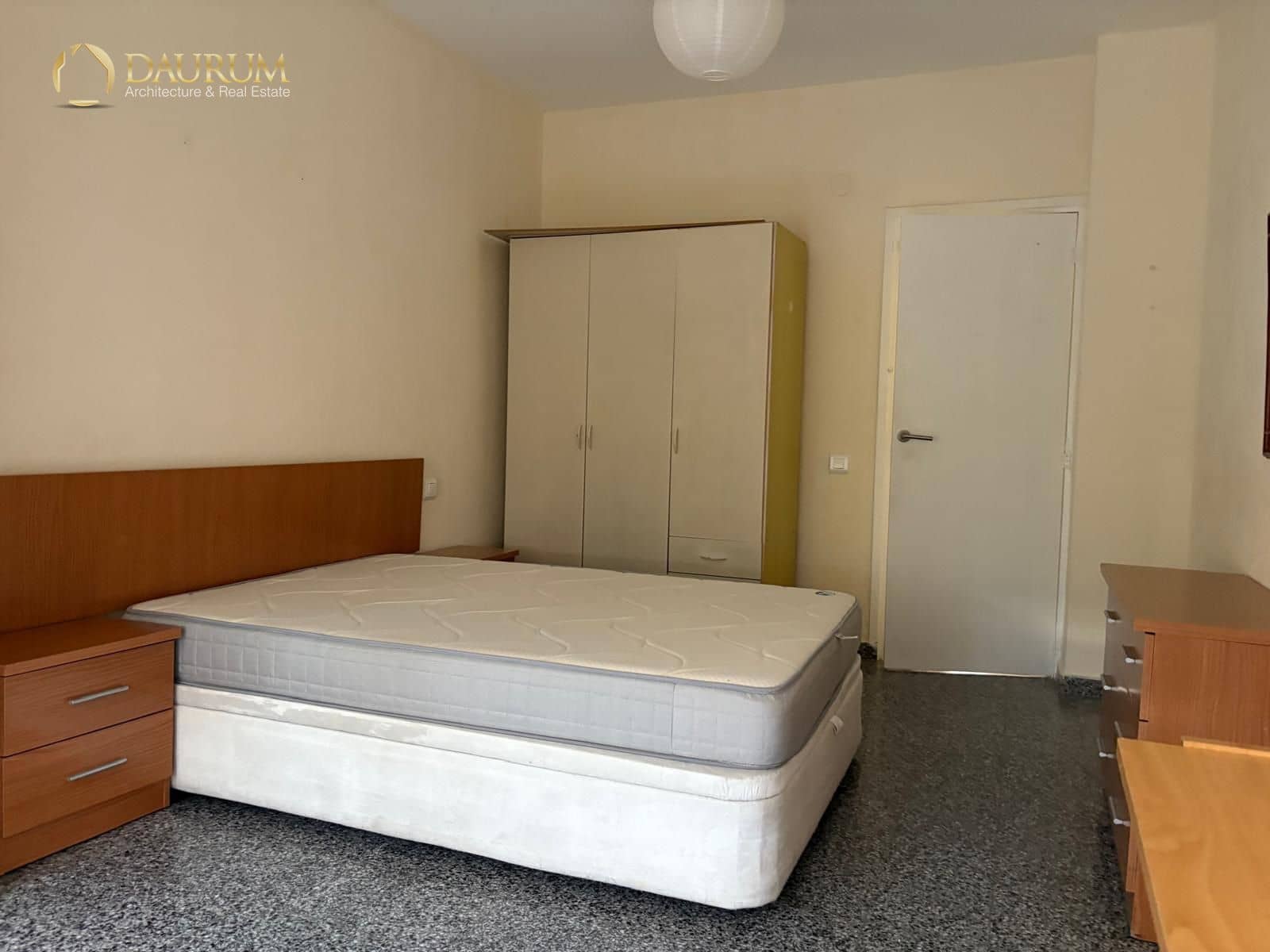 4 soveværelse Lejlighed til salg i Alicante by - € 255.000 (Ref: 9981531)