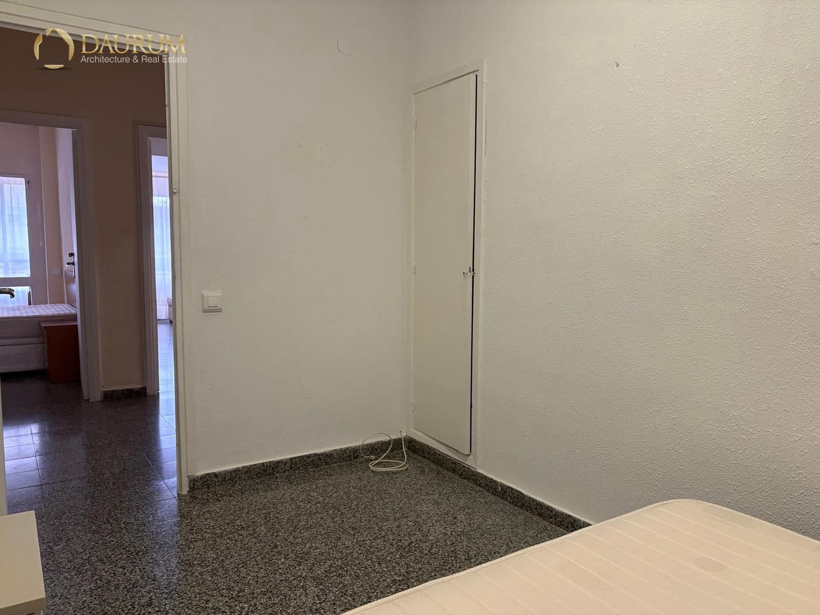 4 soveværelse Lejlighed til salg i Alicante by - € 255.000 (Ref: 9981531)