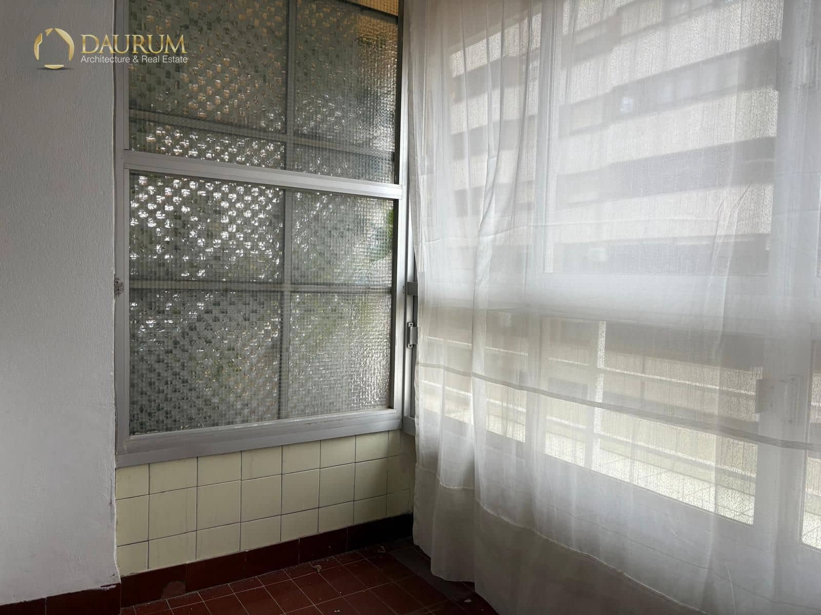 4 soveværelse Lejlighed til salg i Alicante by - € 255.000 (Ref: 9981531)