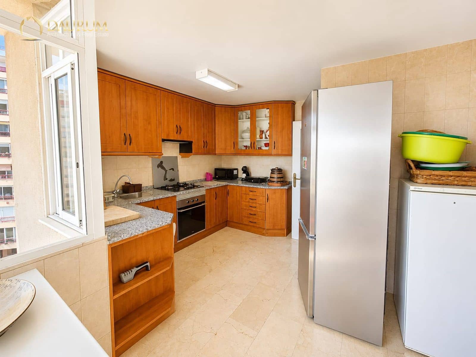 1 soverom Leilighet til salgs i Alicante by med svømmebasseng garasje - € 535 000 (Ref: 9983822)
