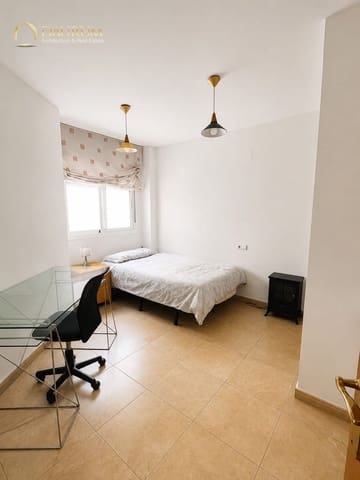 Piso de 2 habitaciones en San Vicente / Sant Vicent del Raspeig en venta con garaje - 246.000 € (Ref: 9983956)