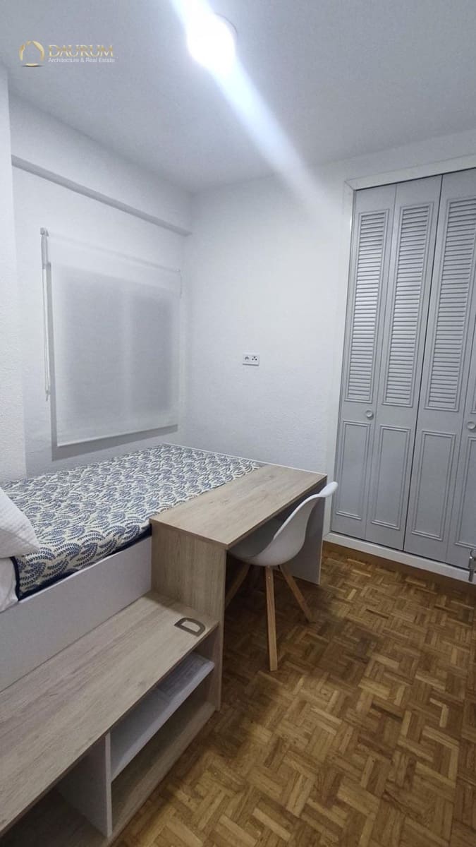 4 soverom Leilighet til salgs i Alicante by - € 399 000 (Ref: 9985743)