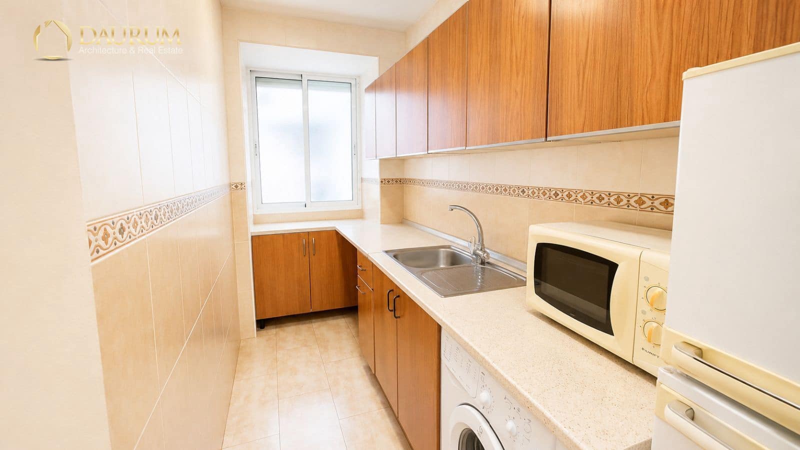 Piso de 3 habitaciones en Benidorm en venta - 200.000 € (Ref: 9991913)