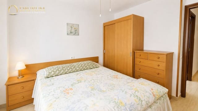 Piso de 3 habitaciones en Centro Urbano, Benidorm en venta - 200.000 € (Ref: 9991913)