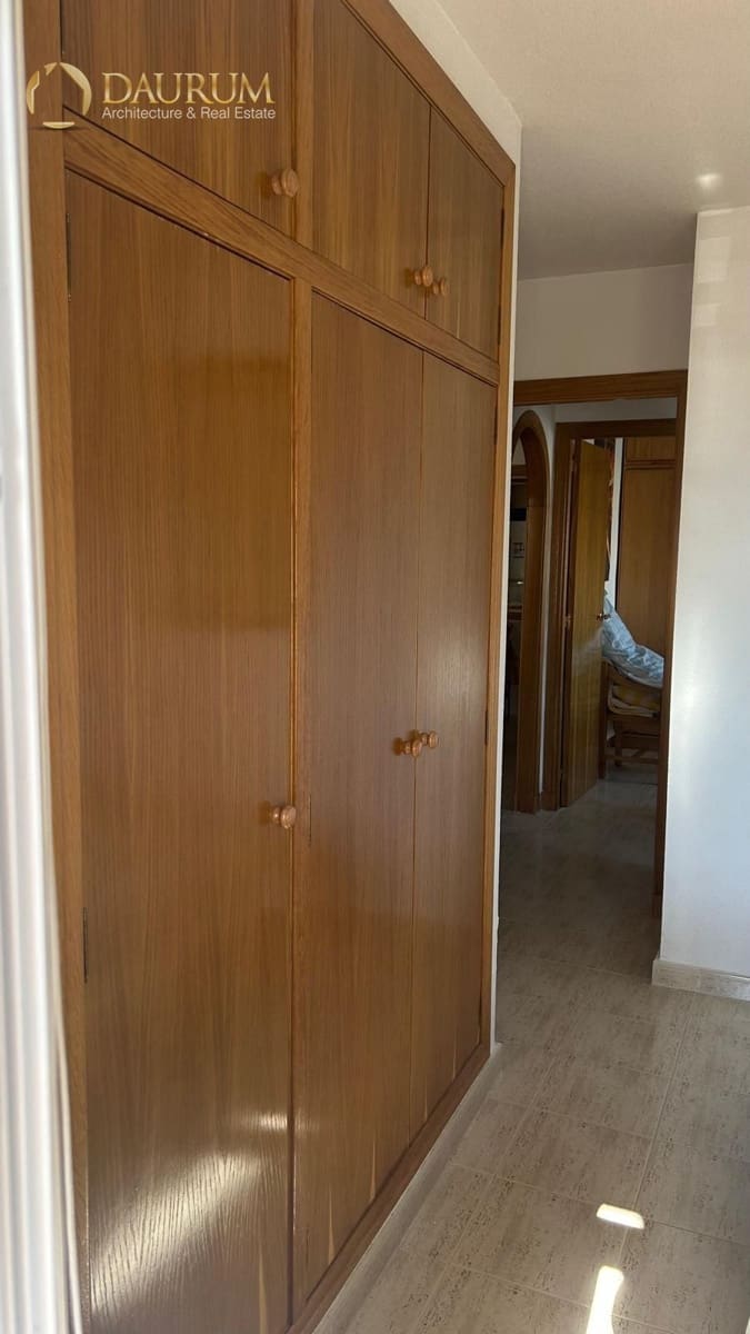 3 soverom Leilighet til salgs i Alicante by med svømmebasseng garasje - € 330 000 (Ref: 9996079)