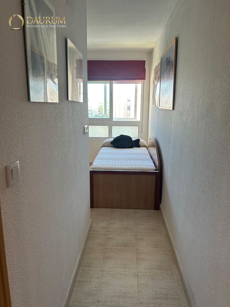3 soverom Leilighet til salgs i Alicante by med svømmebasseng garasje - € 330 000 (Ref: 9996079)