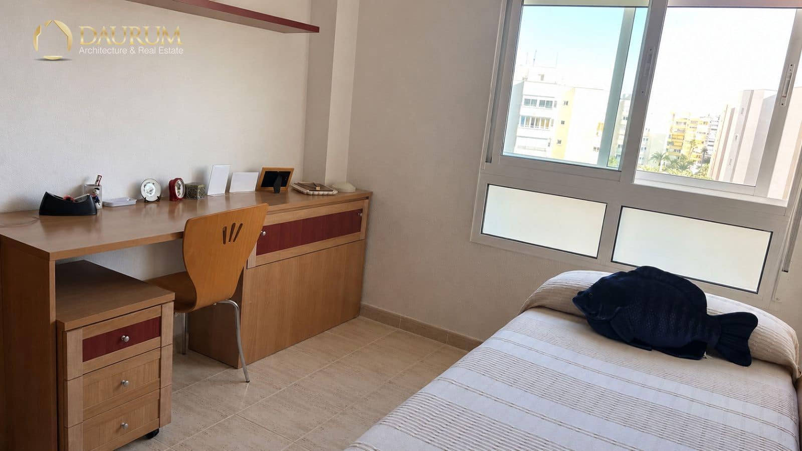 3 soverom Leilighet til salgs i Alicante by med svømmebasseng garasje - € 330 000 (Ref: 9996079)