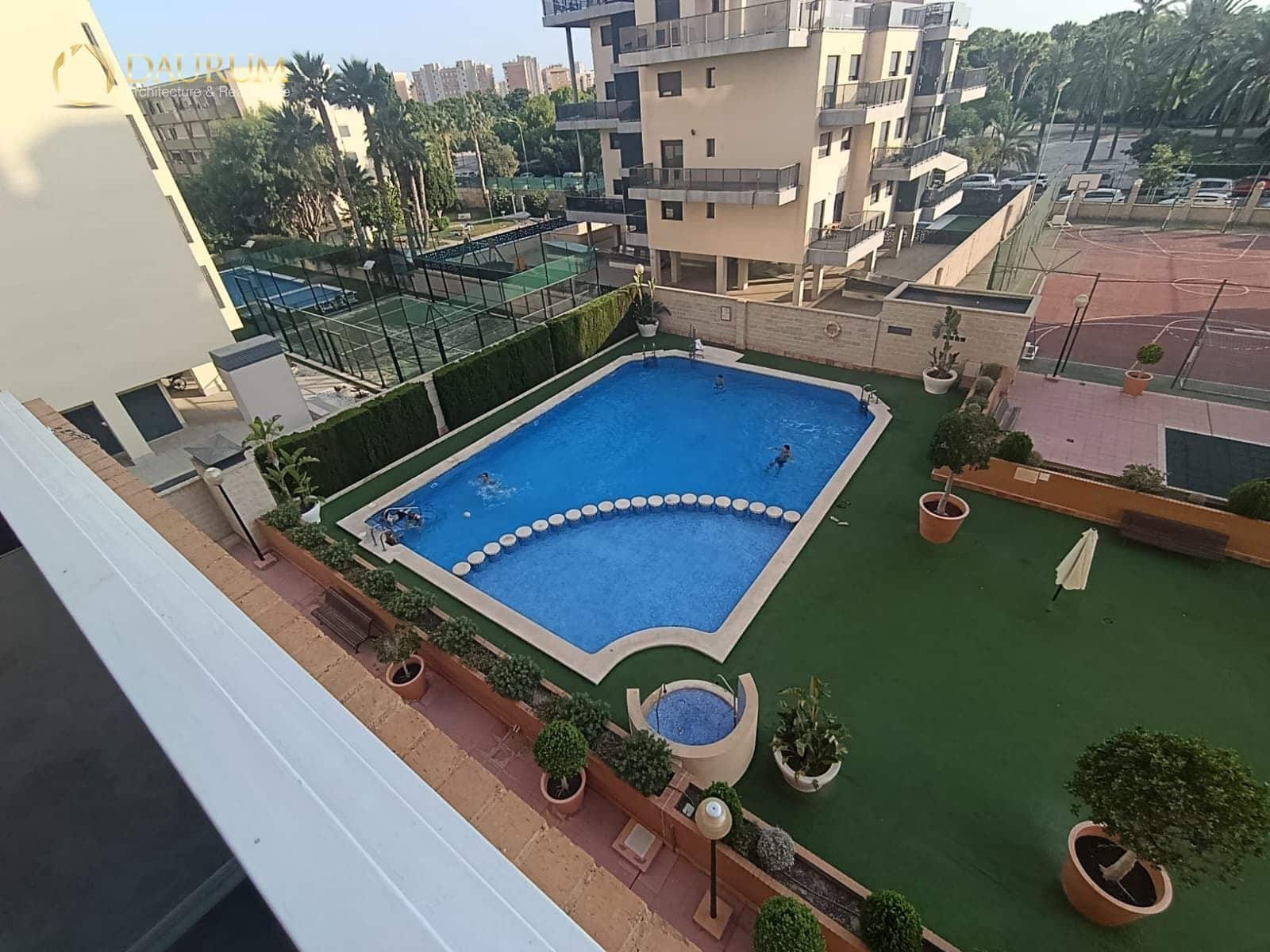 2 soverom Leilighet til salgs i Alicante by med svømmebasseng garasje - € 390 000 (Ref: 9996080)
