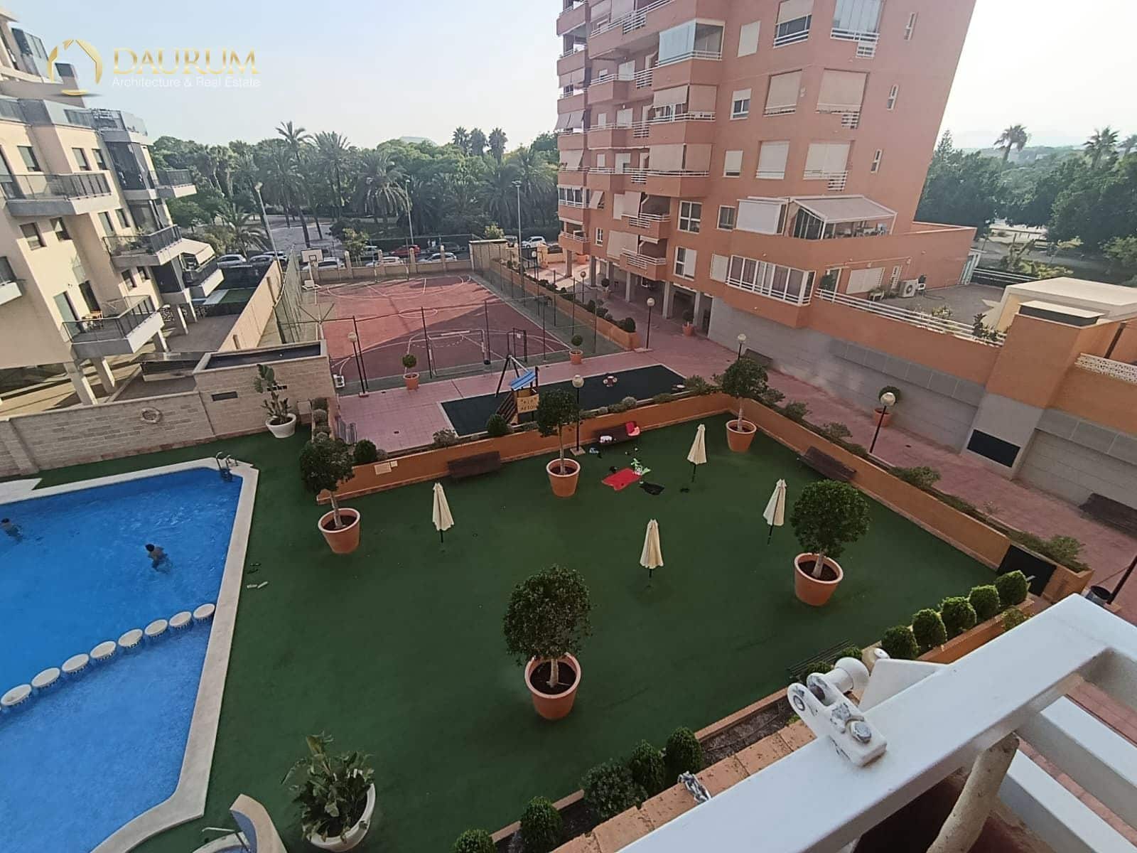 2 soverom Leilighet til salgs i Alicante by med svømmebasseng garasje - € 390 000 (Ref: 9996080)