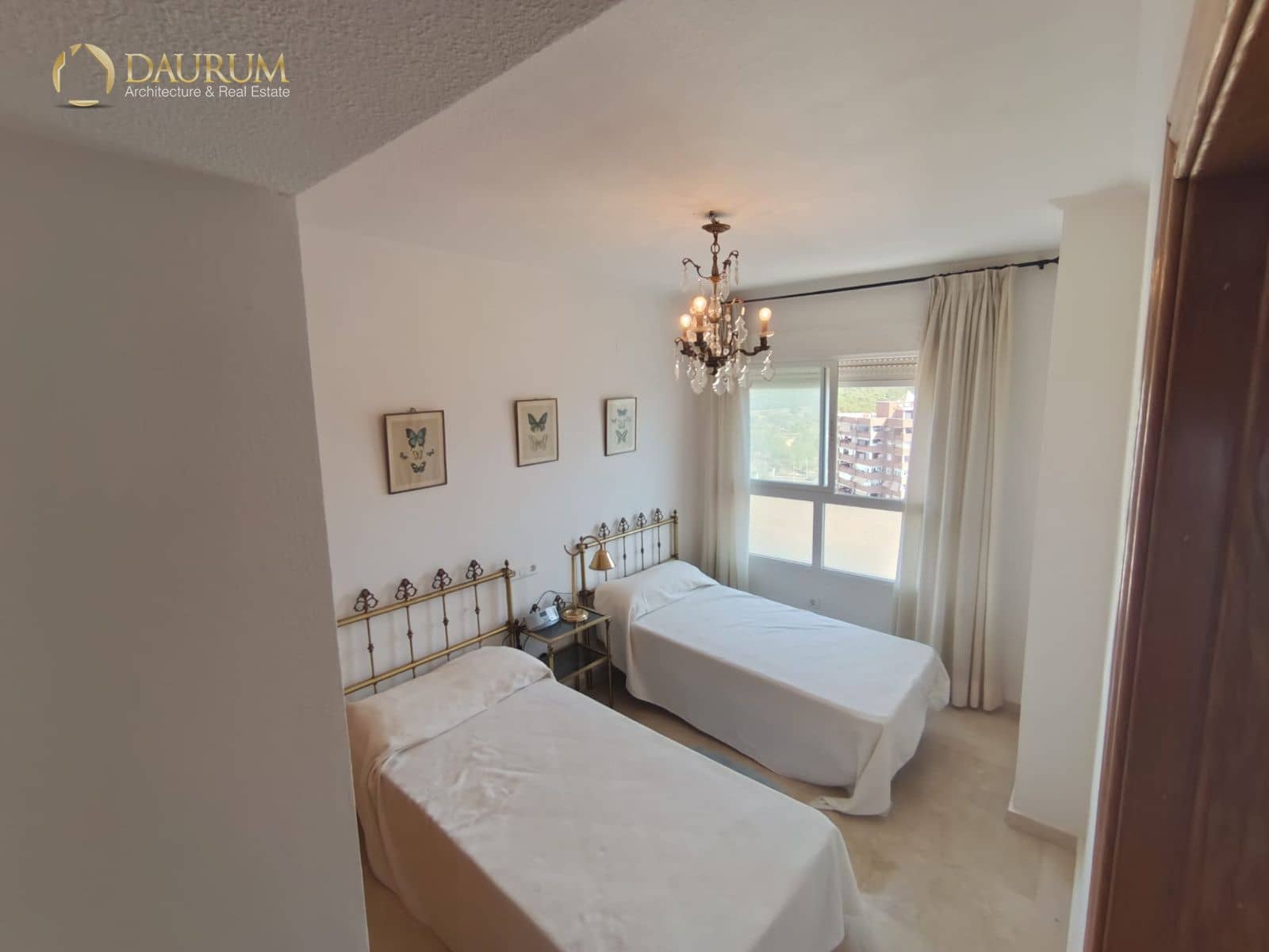 3 sypialnia Mieszkanie na sprzedaż w Benidorm z basenem garażem - 650 000 € (Ref: 9996265)