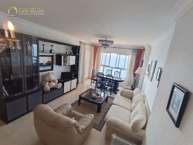 Piso de 3 habitaciones en Playa Poniente, Benidorm en venta con piscina garaje - 650.000 € (Ref: 9996265)
