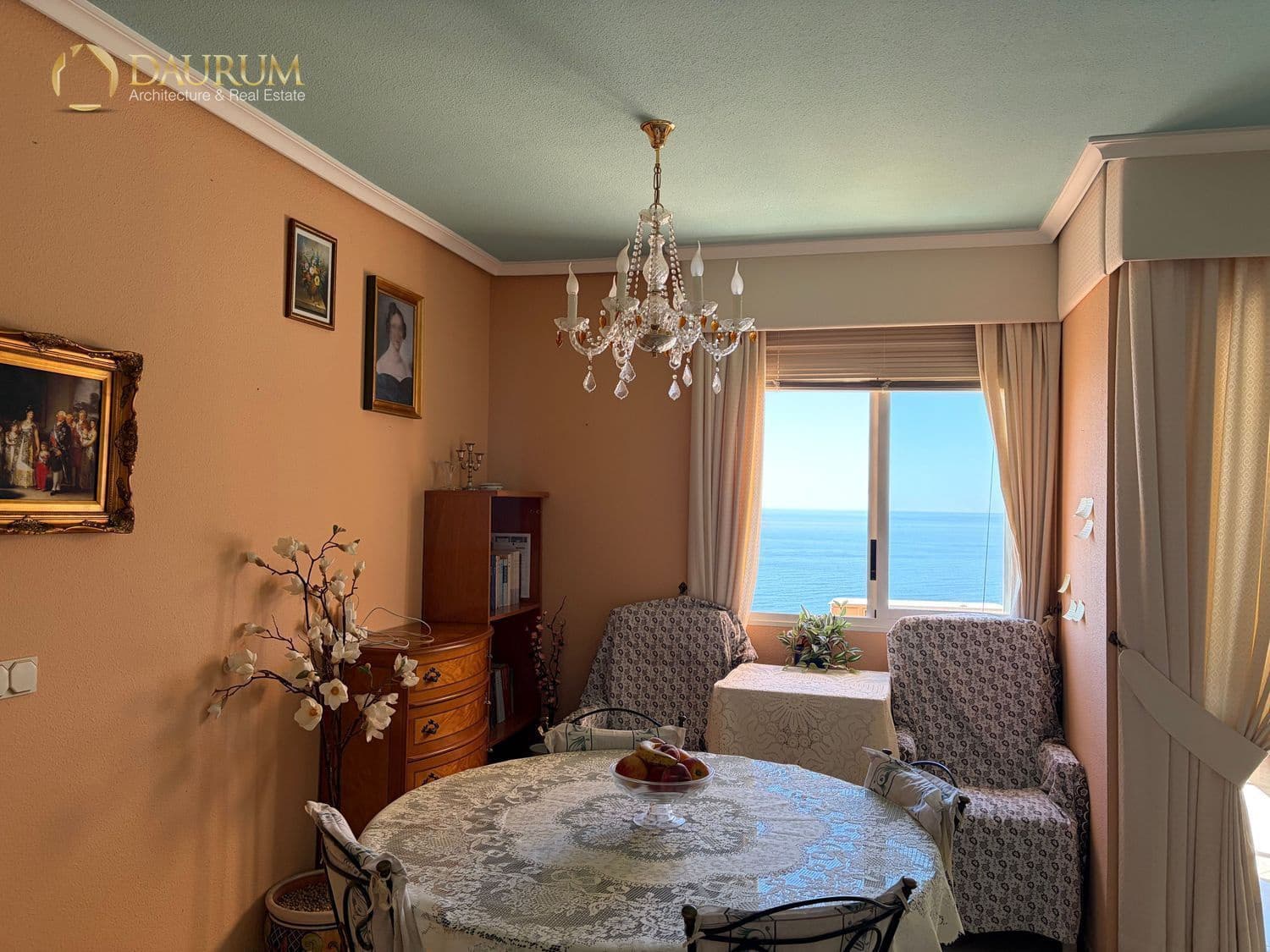 Piso de 2 habitaciones en Benidorm en venta con piscina - 298.000 € (Ref: 9997669)