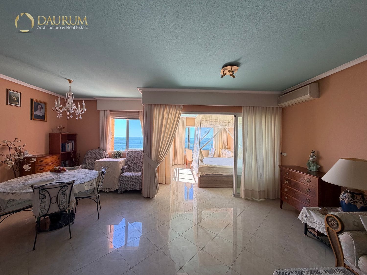 Piso de 2 habitaciones en Benidorm en venta con piscina - 298.000 € (Ref: 9997669)