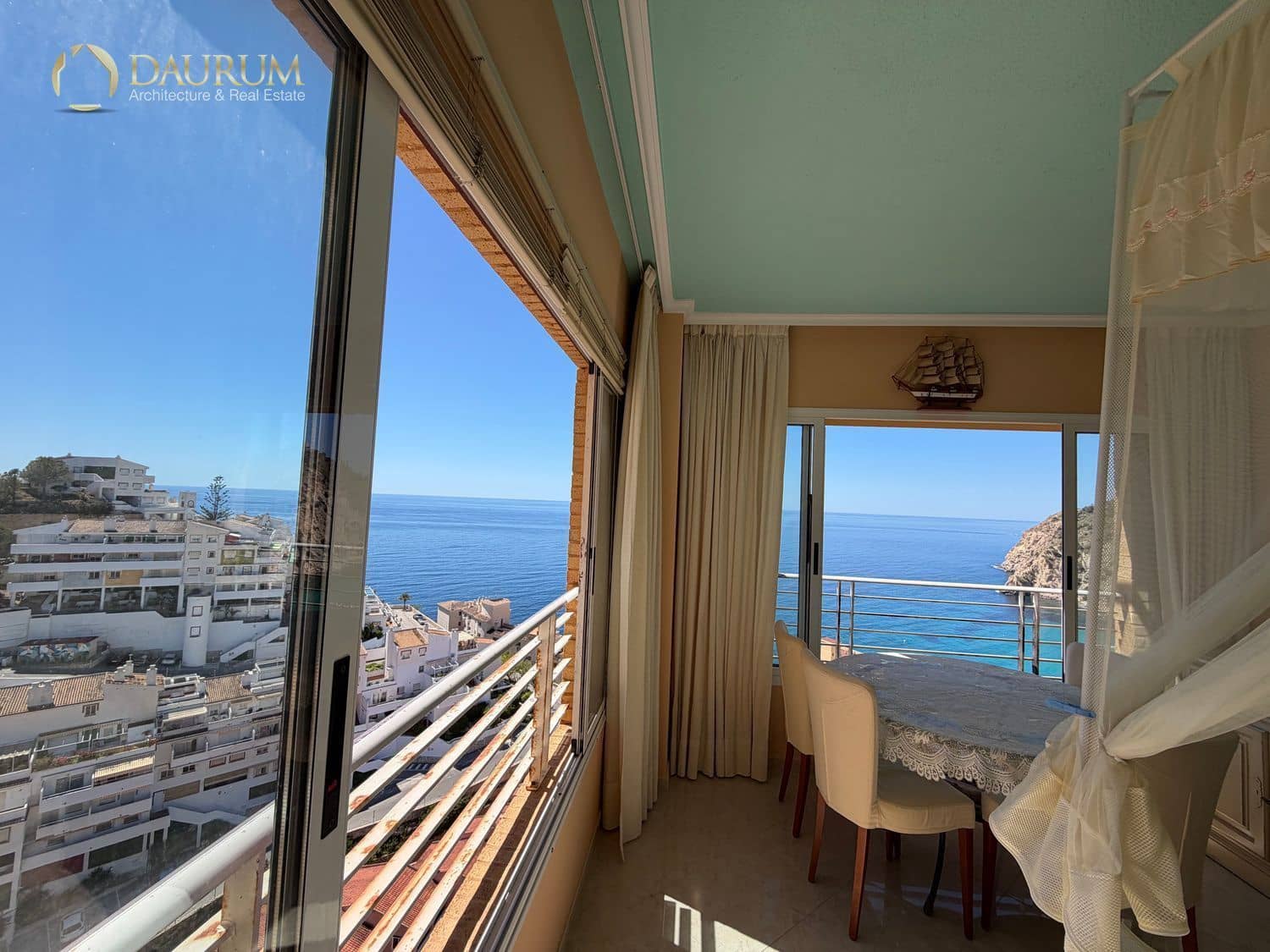 Piso de 2 habitaciones en Benidorm en venta con piscina - 298.000 € (Ref: 9997669)