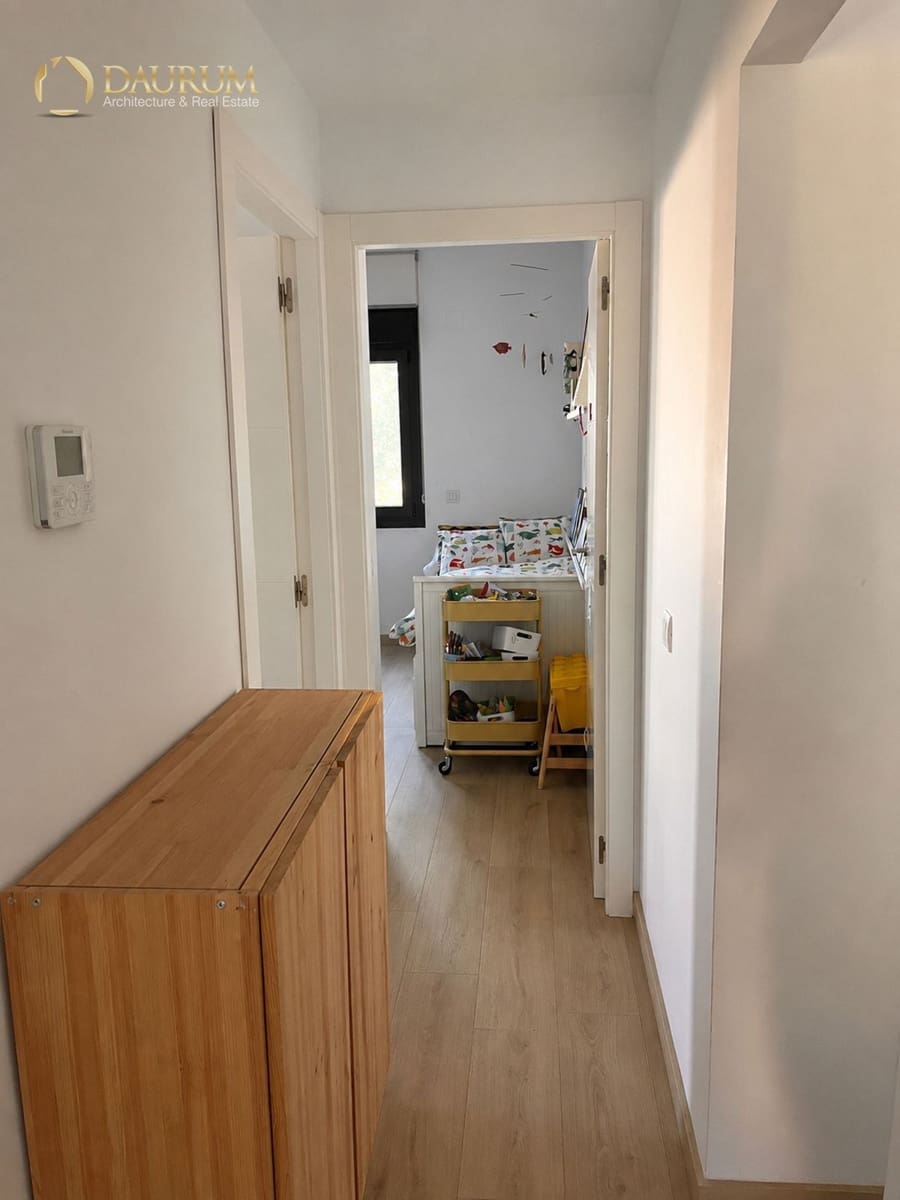 3 makuuhuone Kattohuoneisto myytävänä paikassa Polop mukana uima-altaan 
autotalli - 379 000 € (Ref: 9997955)