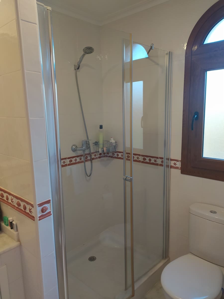 4 slaapkamer Huis te koop in San Miguel de Salinas met zwembad garage - € 450.000 (Ref: 8826790)