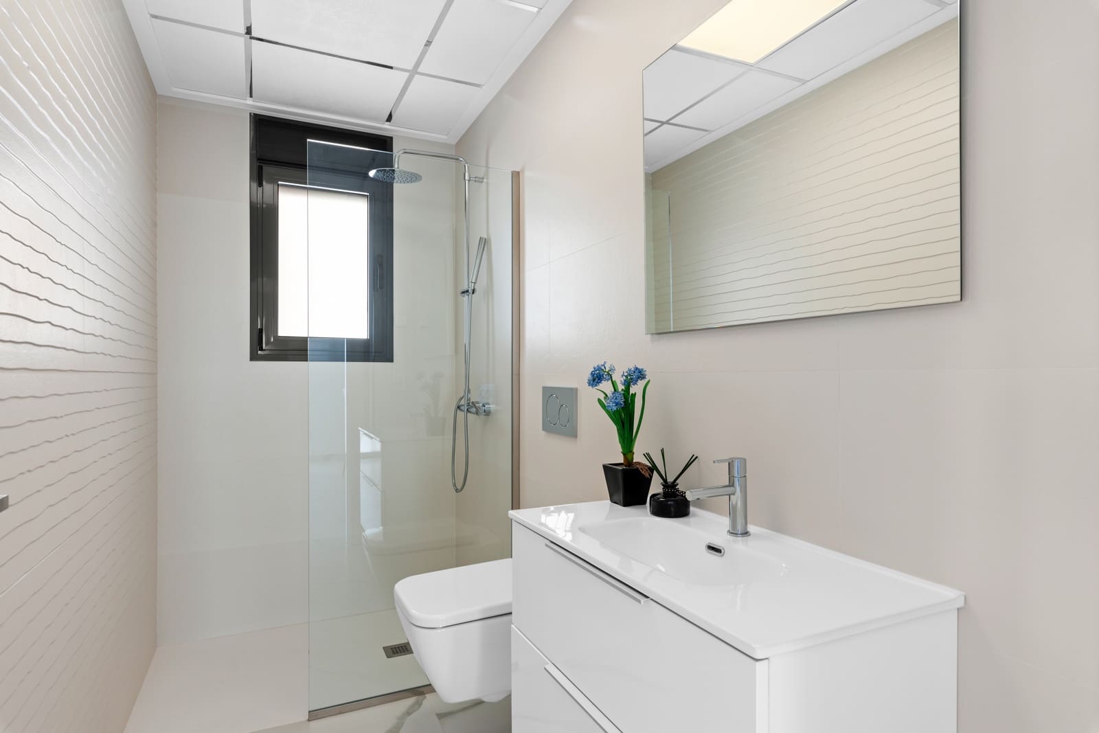 2 soveværelse Bungalow til salg i San Miguel de Salinas med swimmingpool garage - € 375.000 (Ref: 8837010)