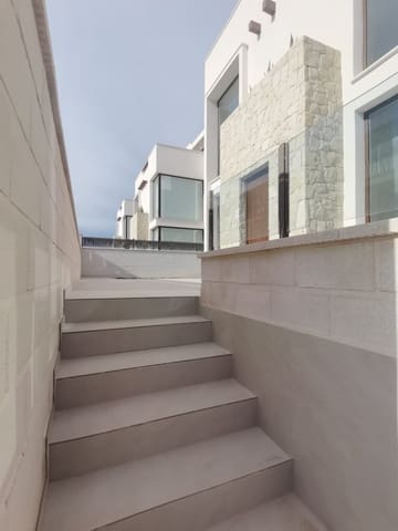 3 Zimmer Villa zu verkaufen in Ciudad Quesada, Rojales mit Pool Garage - 579.000 € (Ref: 8837504)