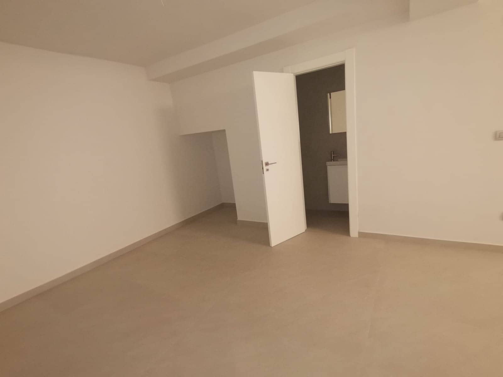 3 sypialnia Willa na sprzedaż w Ciudad Quesada z basenem garażem - 579 000 € (Ref: 8837504)