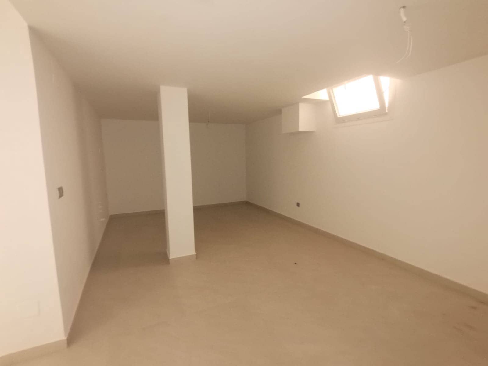 3 sypialnia Willa na sprzedaż w Ciudad Quesada z basenem garażem - 579 000 € (Ref: 8837504)