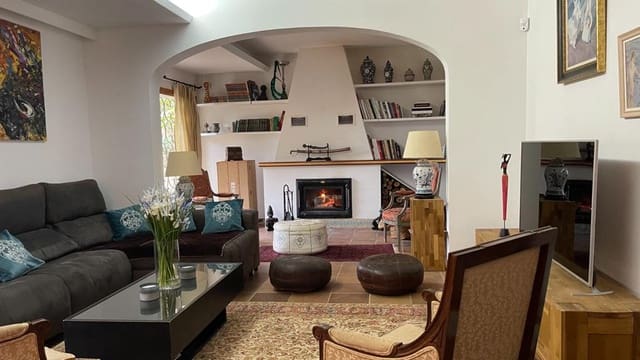 3 soveværelse Finca/Landehus til salg i Manacor med swimmingpool garage - € 1.150.000 (Ref: 8855657)