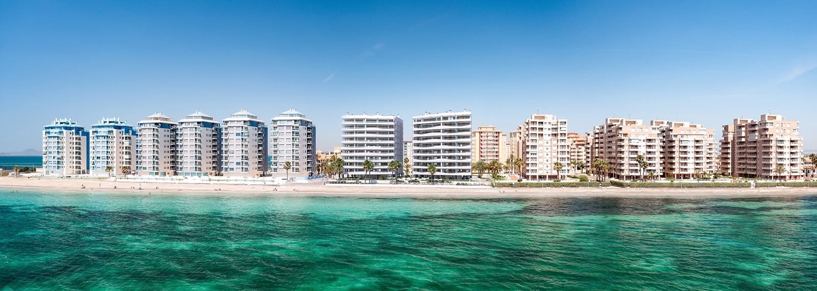 1 slaapkamer Strandappartement te koop in La Manga del Mar Menor met zwembad garage - € 286.000 (Ref: 8910261)