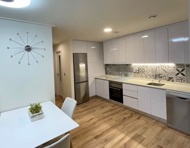 2 makuuhuone Huoneisto myytävänä paikassa La Veleta, Torrevieja mukana uima-altaan 
autotalli - 252 000 € (Ref: 8917224)