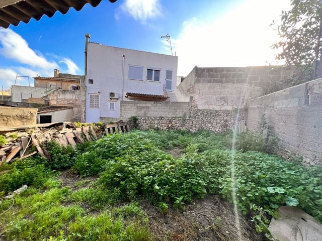 4 soveværelse Byhus til salg i Son Servera med swimmingpool - € 265.000 (Ref: 8933448)