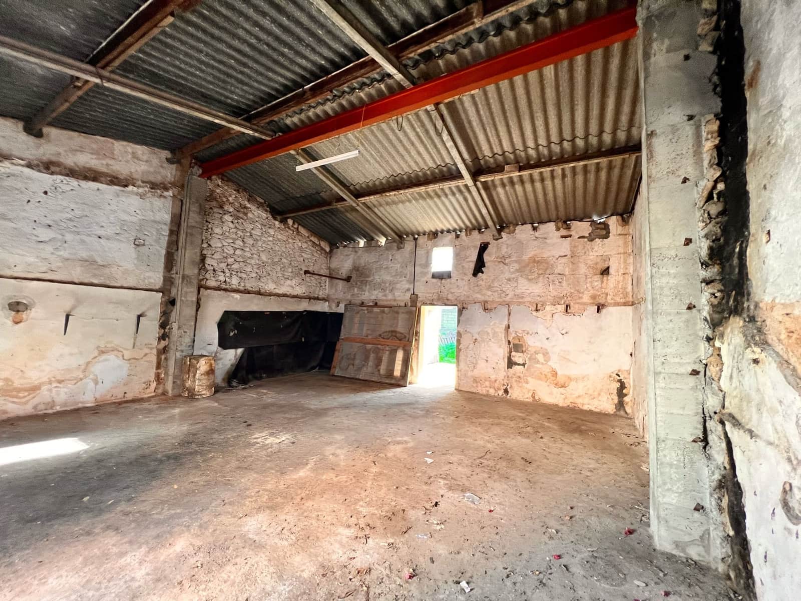 4 soveværelse Byhus til salg i Son Servera med swimmingpool - € 265.000 (Ref: 8933448)