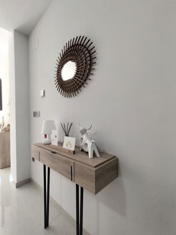 1 Zimmer Apartment zu verkaufen in Torrevieja mit Pool Garage - 210.000 € (Ref: 8950959)