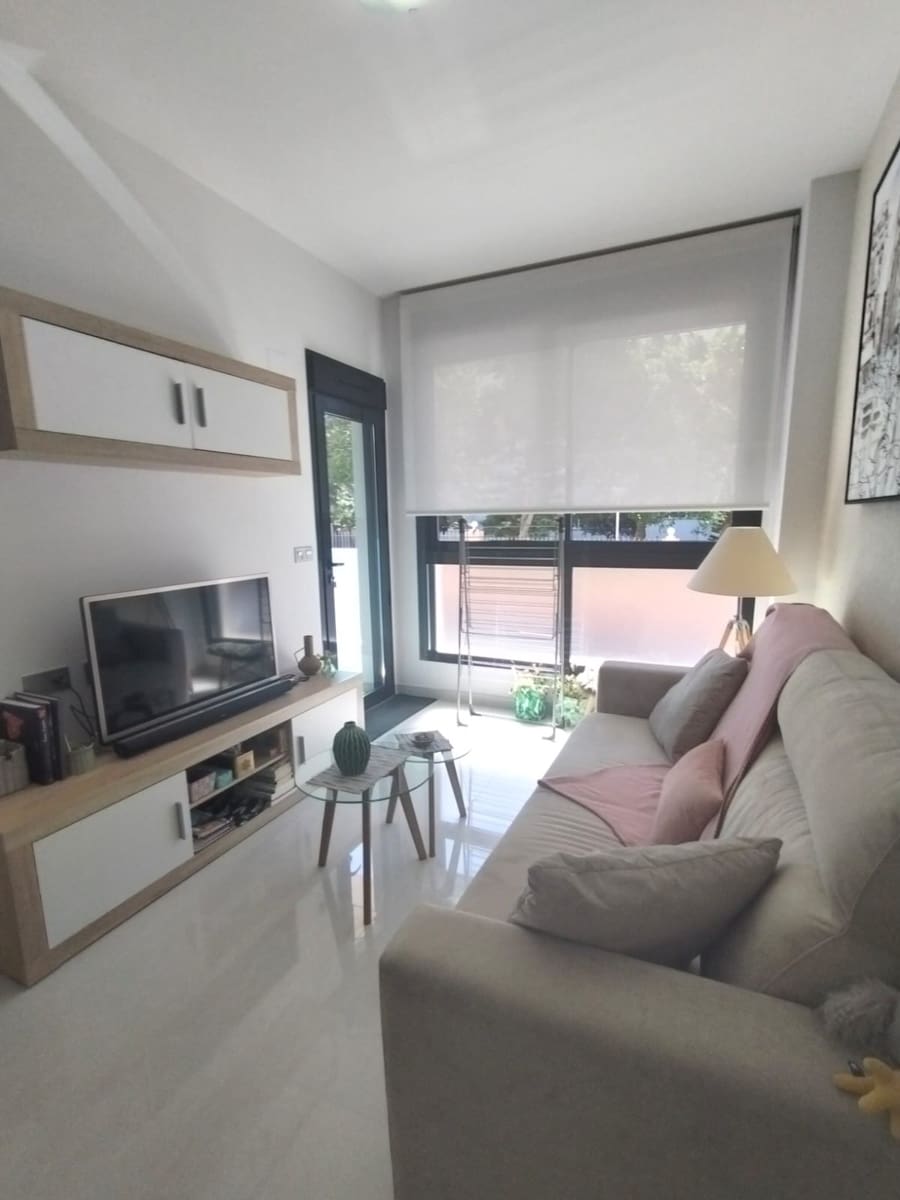 1 bedroom Apartment for sale in Torrevieja with pool garage - € 210,000 (Ref: 8950959)