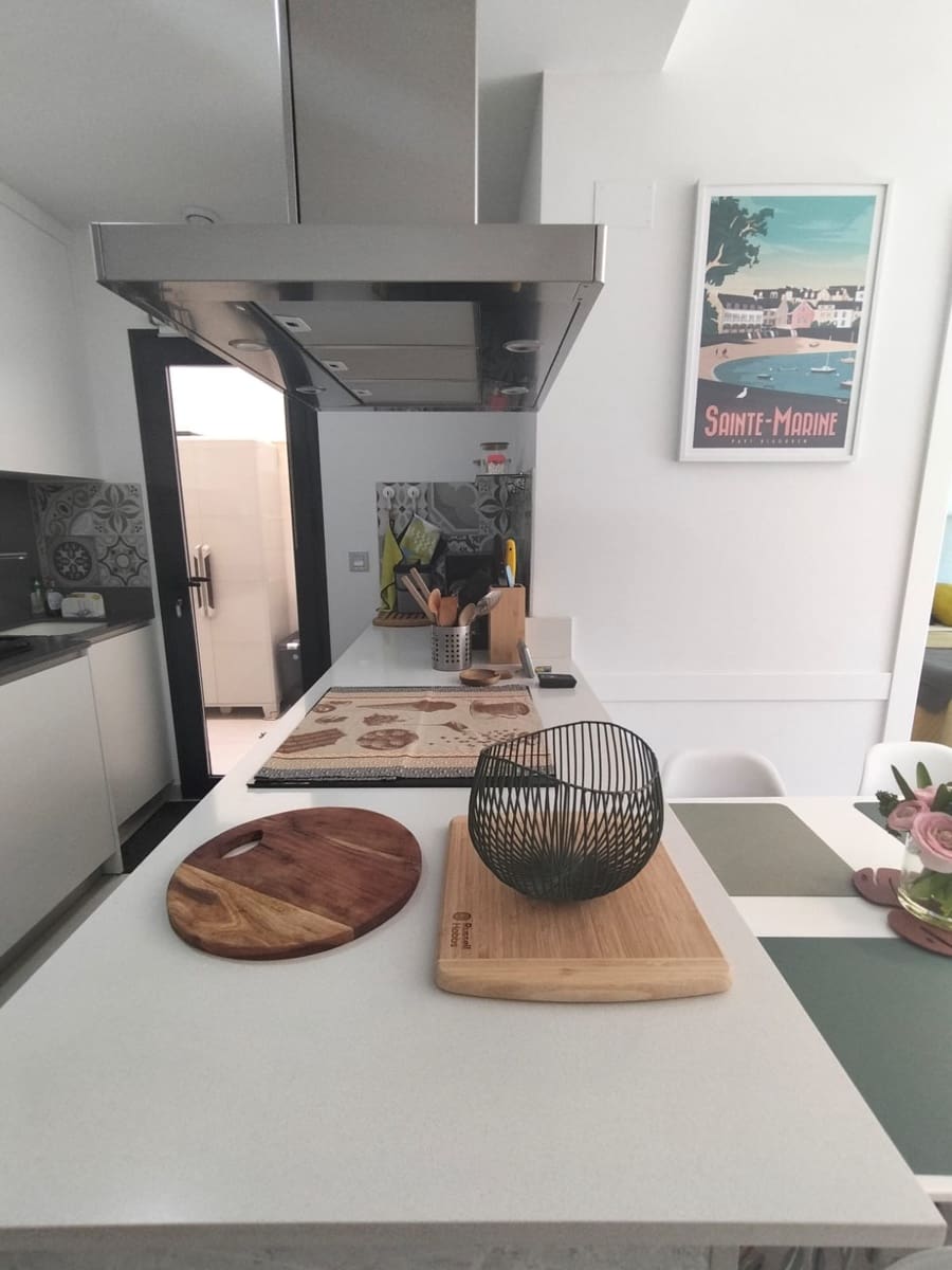 1 bedroom Apartment for sale in Torrevieja with pool garage - € 210,000 (Ref: 8950959)