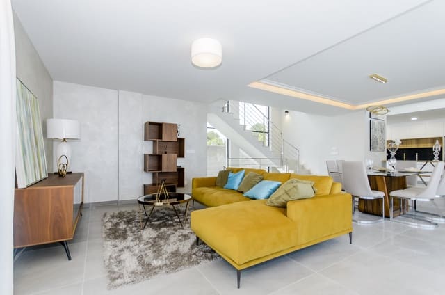 3 quarto Moradia para venda em San Miguel de Salinas com piscina garagem - 1 250 000 € (Ref: 9012594)