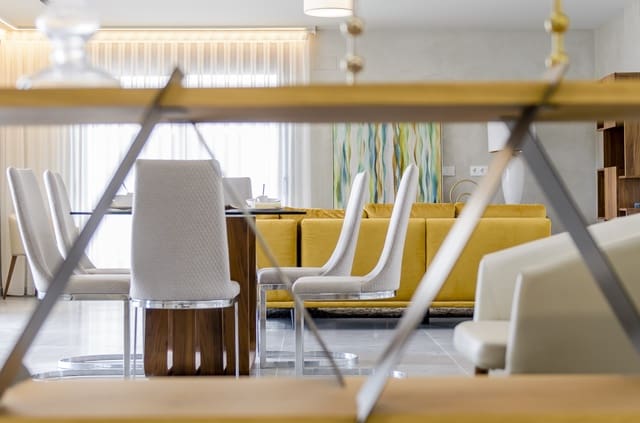 3 quarto Moradia para venda em San Miguel de Salinas com piscina garagem - 1 250 000 € (Ref: 9012594)