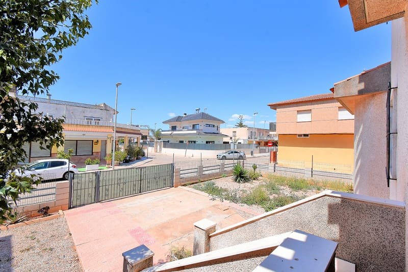 5 soveværelse Villa til salg i Los Urrutias med garage - € 289.000 (Ref: 9057020)