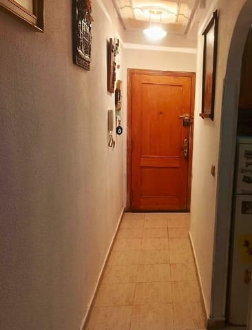2 Zimmer Apartment zu verkaufen in Torrevieja mit Pool - 115.000 € (Ref: 9362766)