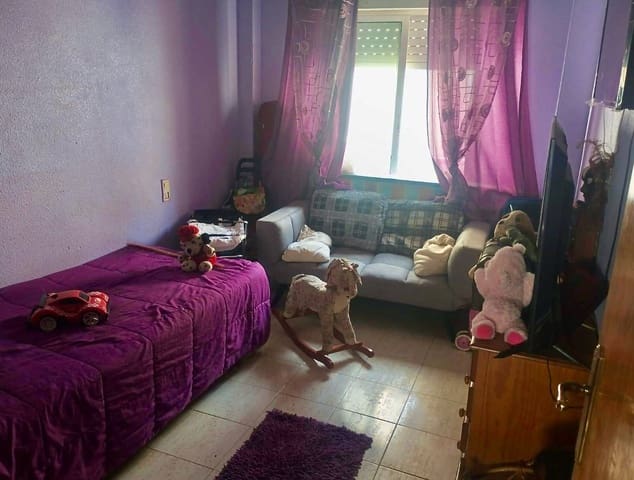 2 Zimmer Apartment zu verkaufen in Torrevieja mit Pool - 115.000 € (Ref: 9362766)