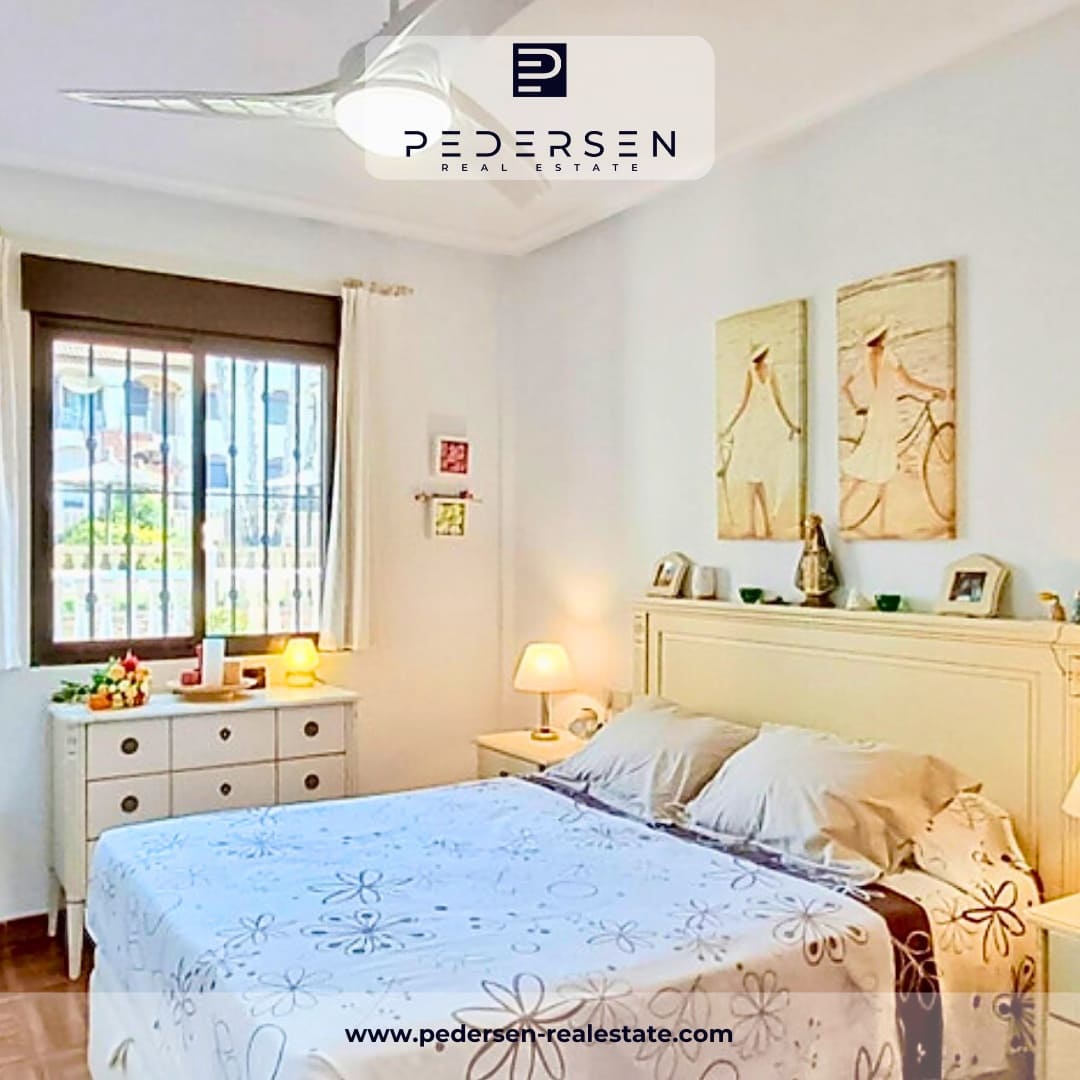 2 quarto Apartamento para venda em Torrevieja com piscina garagem - 175 000 € (Ref: 9443402)