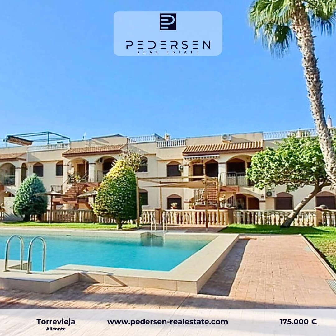 2 quarto Apartamento para venda em Torrevieja com piscina garagem - 175 000 € (Ref: 9443402)