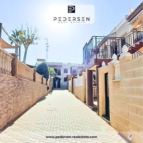 2 quarto Apartamento para venda em Torrevieja com piscina garagem - 175 000 € (Ref: 9443402)
