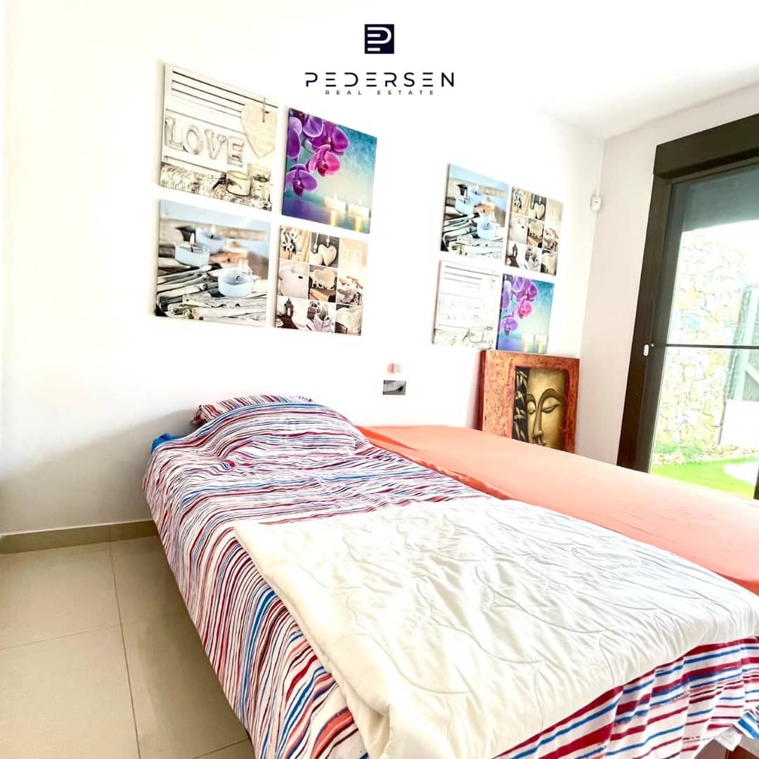 2 soverom Hus til salgs i Orihuela Costa med svømmebasseng garasje - € 318 000 (Ref: 9762394)