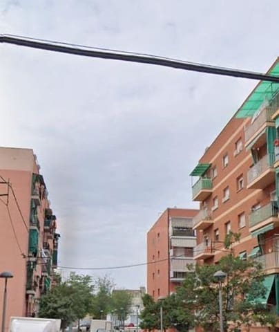 3 bedroom Flat for sale in Granollers - € 122,000 (Ref: 9521431)