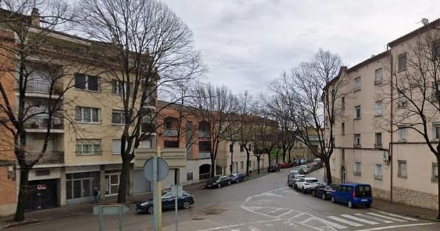 3 soveværelse Lejlighed til salg i Girona by - € 132.000 (Ref: 9521434)