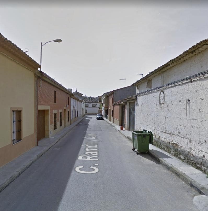 Casa de 3 habitaciones en La Alberca de Záncara en venta - 57.300 € (Ref: 9521445)