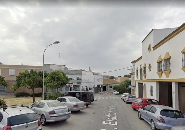 4 slaapkamer Huis te koop in Algeciras - € 212.000 (Ref: 9521452)